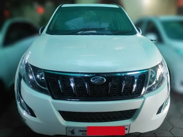 Used 2016 Mahindra XUV500 in Indore