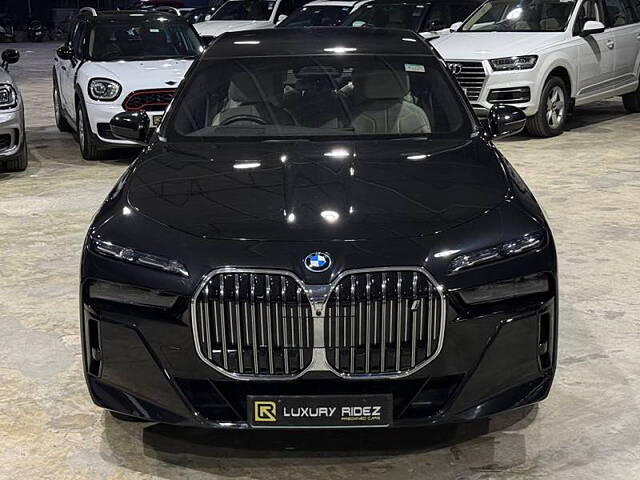 Used BMW i7 xDrive60 in Hyderabad