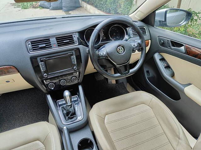 Used Volkswagen Jetta Highline TDI AT in Hyderabad