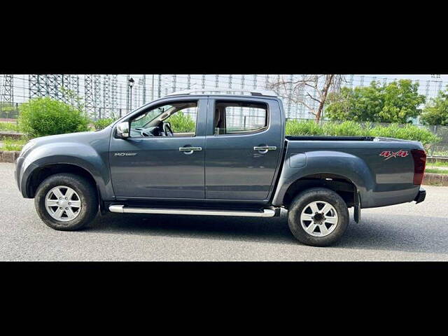 Used Isuzu D-Max V-Cross [2016-2018] 4x4 in Delhi