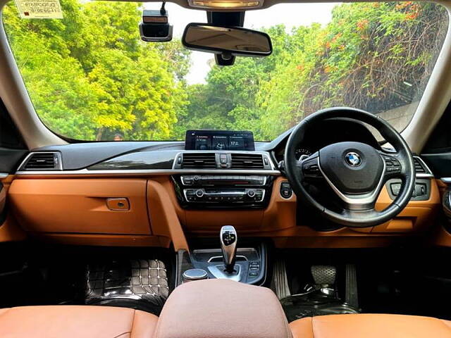 Used BMW 3 Series GT [2016-2021] 330i M Sport [2017-2019] in Delhi