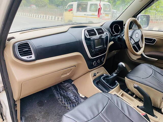 Used Mahindra TUV300 [2015-2019] T6 Plus in Guwahati