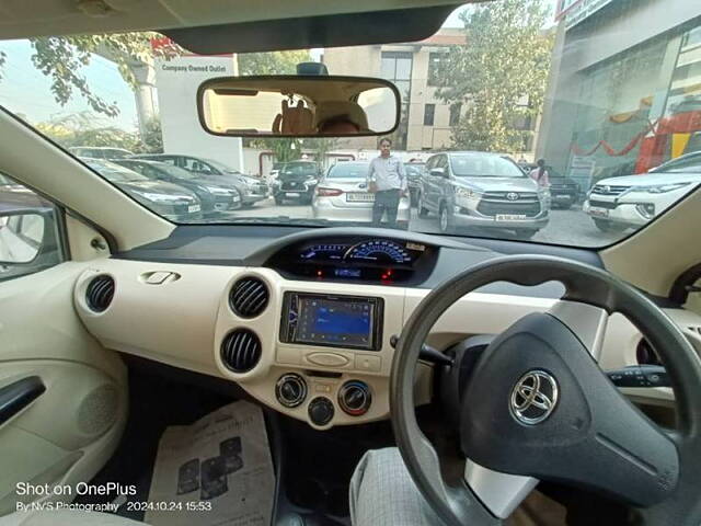 Used Toyota Etios Liva GX in Delhi