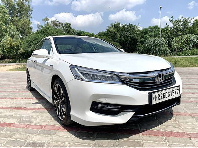 Used Honda Accord Hybrid in Delhi