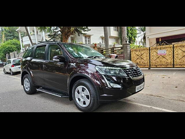 Used Mahindra XUV500 W7 AT [2018-2020] in Bangalore