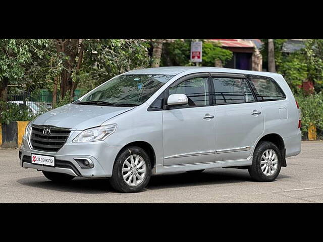 Used Toyota Innova [2009-2012] 2.5 VX 8 STR BS-IV in Mumbai