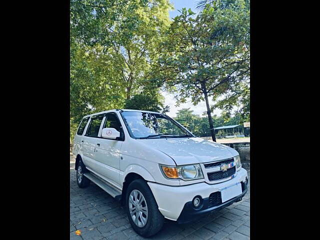 Used Chevrolet Tavera Neo 3-10 STR BS-III in Nagpur