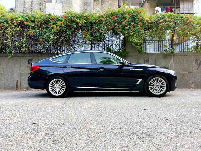 Used BMW 3 Series GT [2016-2021] 330i M Sport [2017-2019] in Delhi