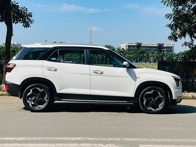 Used Hyundai Alcazar [2021-2023] Platinum (O) 6 STR 1.5 Diesel AT in Surat