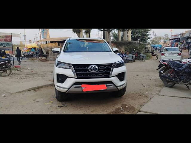 Used 2022 Toyota Fortuner in Lucknow