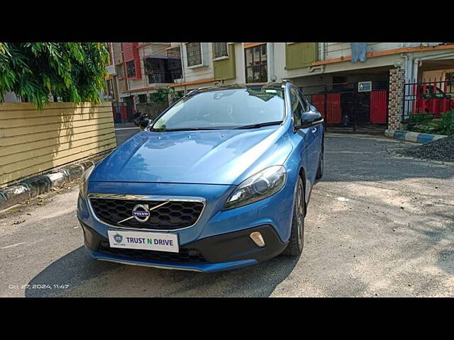 Used Volvo V40 Cross Country [2013-2016] D3 in Kolkata