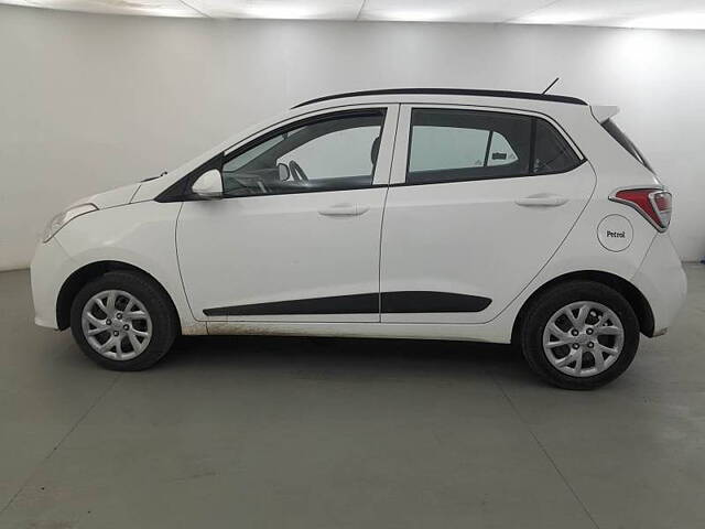 Used Hyundai Grand i10 Sportz 1.2 Kappa VTVT in Indore