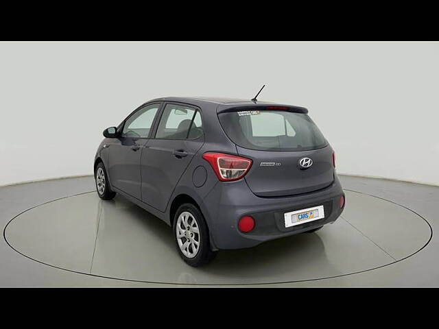 Used Hyundai Grand i10 Magna 1.2 Kappa VTVT in Ahmedabad