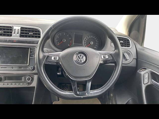 Used Volkswagen Polo [2016-2019] Highline Plus 1.0 (P) 16 Alloy in Nagpur