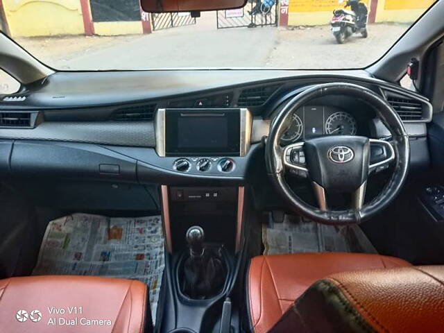 Used Toyota Innova Crysta [2016-2020] 2.4 G 7 STR [2016-2017] in Bhopal