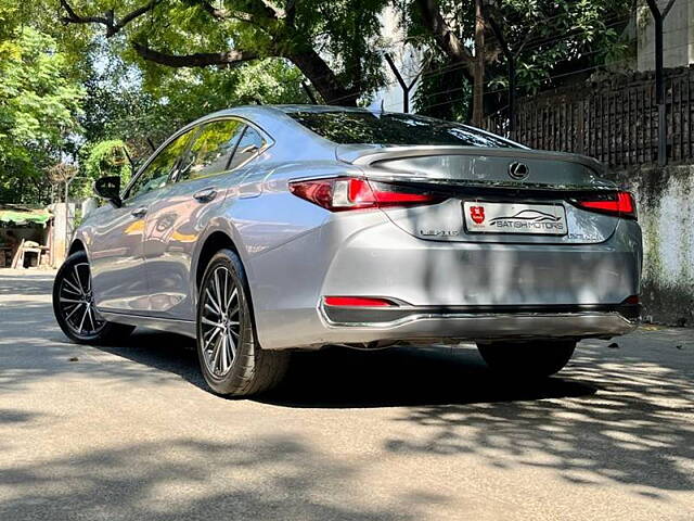 Used Lexus ES 300h Exquisite in Delhi