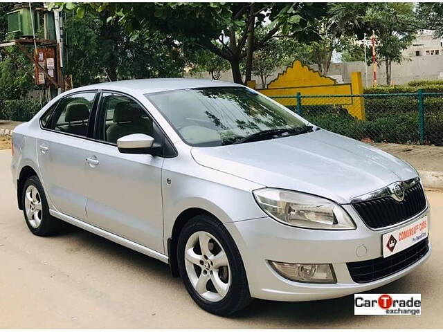 Used Skoda Rapid [2014-2015] 1.5 TDI CR Ambition AT in Bangalore