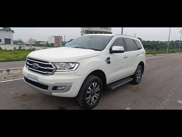 Used Ford Endeavour [2016-2019] Titanium 3.2 4x4 AT in Hyderabad