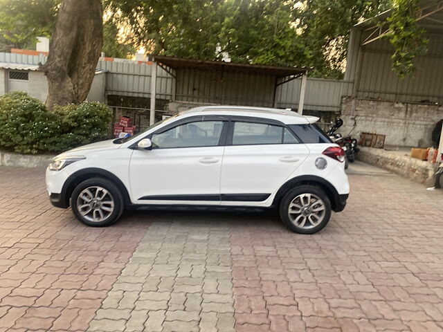 Used Hyundai i20 Active [2015-2018] 1.4 S in Lucknow