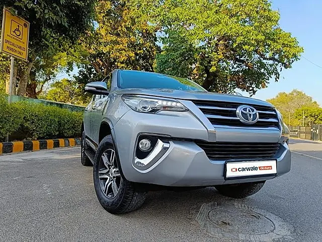 Used 2017 Toyota Fortuner in Delhi
