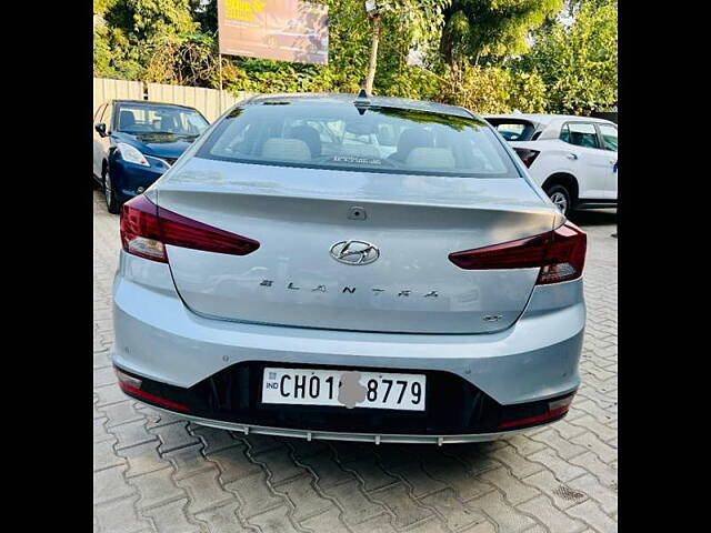 Used Hyundai Elantra SX (O) 1.5 AT in Gurgaon