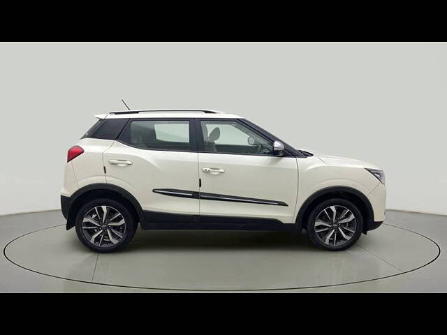 Used Mahindra XUV300 [2019-2024] 1.5 W8 (O) AMT [2019-2020] in Bangalore