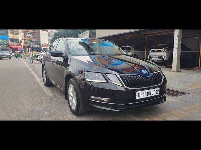 Used 2018 Skoda Octavia in Delhi