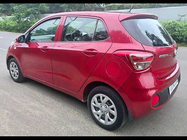 Used Hyundai Grand i10 Magna AT 1.2 Kappa VTVT in Ahmedabad