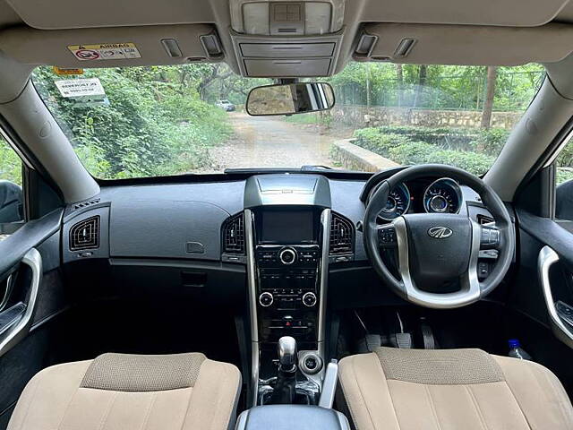 Used Mahindra XUV500 W7 [2018-2020] in Delhi