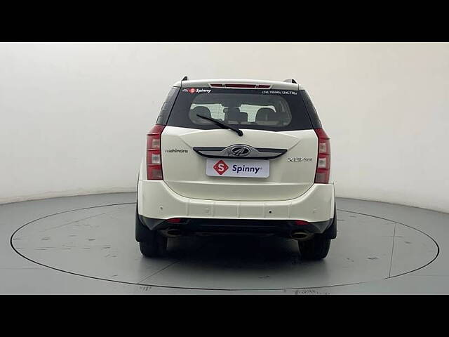 Used Mahindra XUV500 W9 [2018-2020] in Ahmedabad