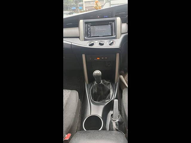 Used Toyota Innova Crysta [2016-2020] 2.4 G 7 STR [2016-2017] in Mumbai