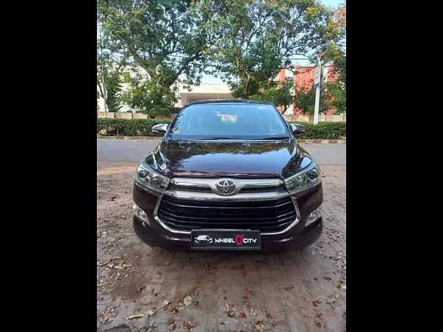 Used 2016 Toyota Innova in Kanpur