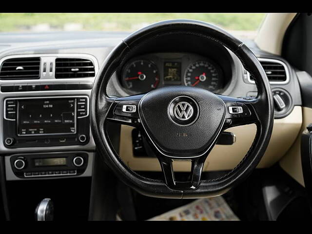 Used Volkswagen Vento [2015-2019] Highline Plus 1.2 (P) AT 16 Alloy in Kochi