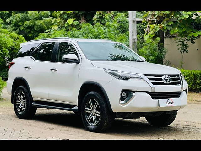 Used Toyota Fortuner [2016-2021] 2.8 4x2 AT [2016-2020] in Ahmedabad