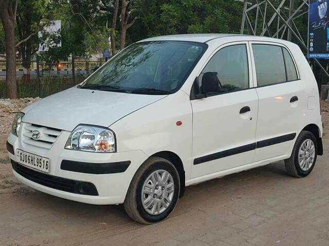 Used 2014 Hyundai Santro in Gandhinagar