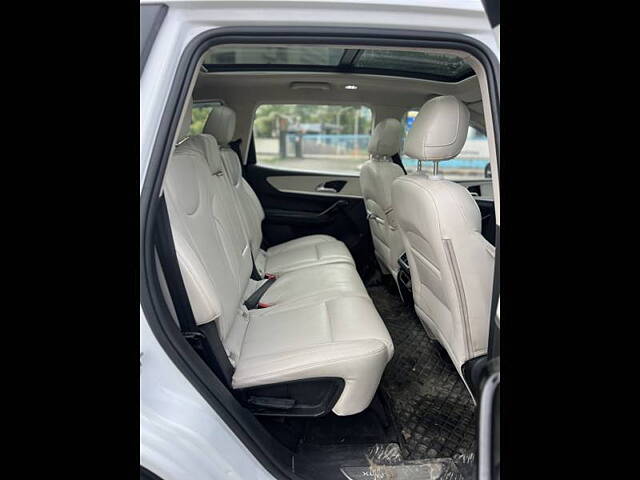 Used Mahindra XUV700 AX 7 Diesel AT 7 STR [2021] in Mumbai