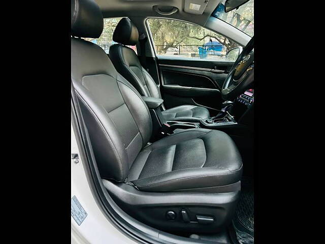 Used Hyundai Elantra SX (O) 2.0 AT in Delhi