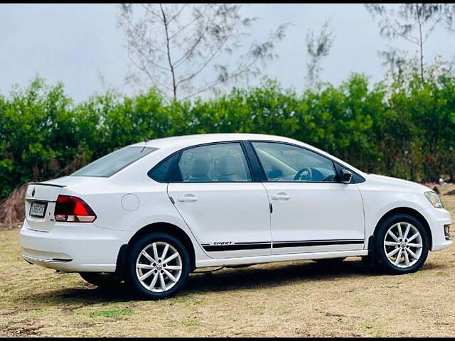 Used Volkswagen Vento [2015-2019] Highline Diesel AT [2015-2016] in Surat