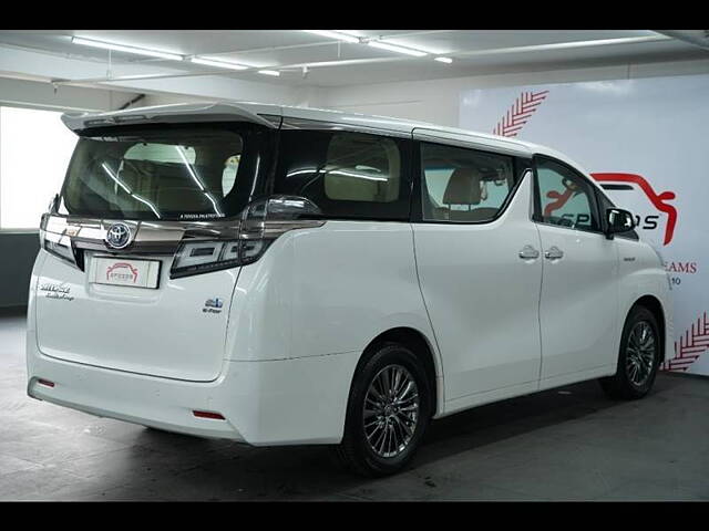 Used Toyota Vellfire VIP – Executive Lounge in Hyderabad