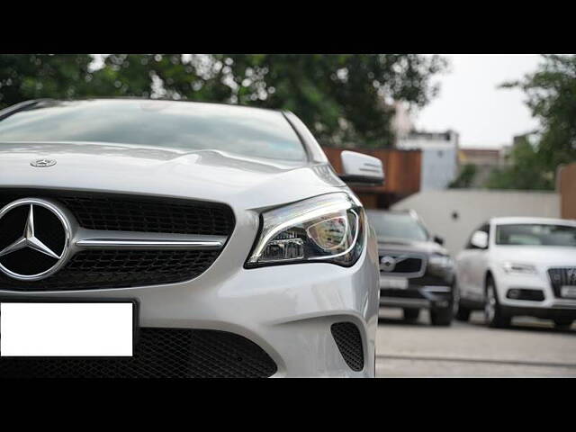 Used Mercedes-Benz CLA 200 Petrol Sport in Delhi