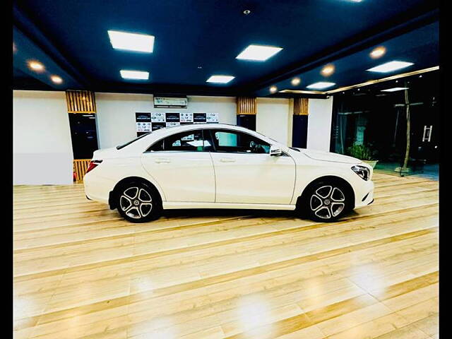 Used Mercedes-Benz CLA 200 CDI Sport in Hyderabad