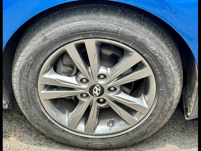 Used Hyundai Elantra SX (O) 2.0 AT in Mumbai