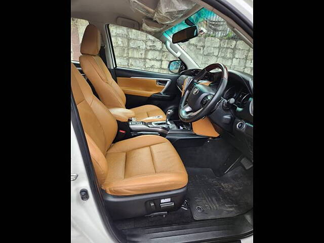 Used Toyota Fortuner Legender 2.8 4X4 AT in Mumbai