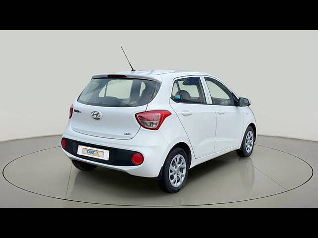 Used Hyundai Grand i10 Magna 1.2 Kappa VTVT in Rajkot