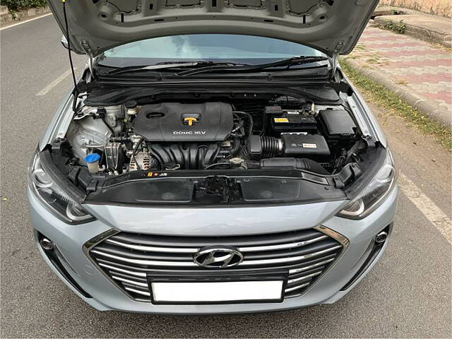 Used Hyundai Elantra [2016-2019] 2.0 SX MT in Delhi