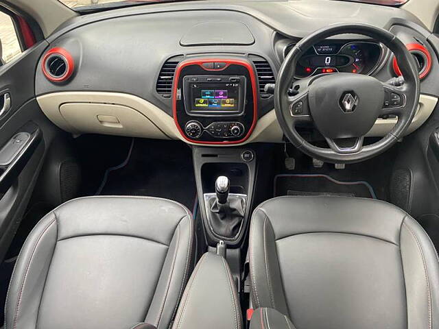 Used Renault Captur [2017-2019] RXT Petrol Dual Tone in Bangalore