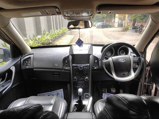 Used Mahindra XUV500 [2015-2018] W10 in Nashik