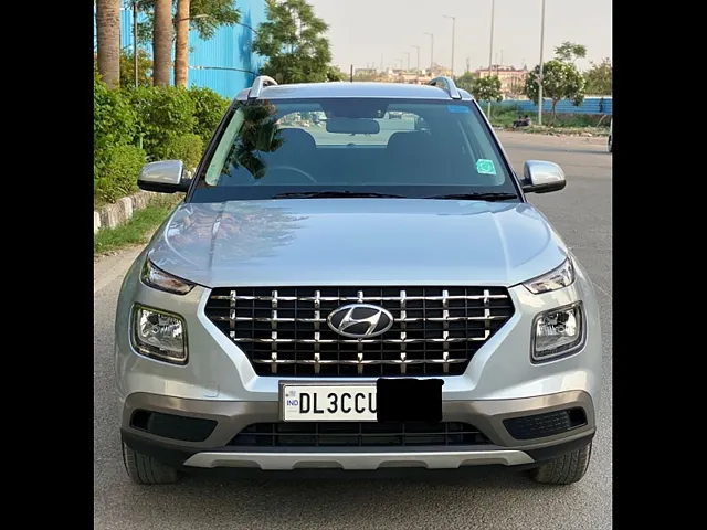 Used 2021 Hyundai Venue in Delhi