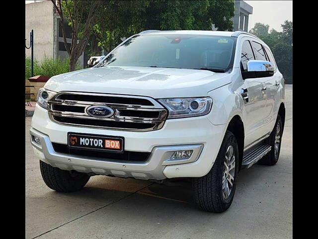 Used Ford Endeavour [2016-2019] Titanium 3.2 4x4 AT in Chandigarh