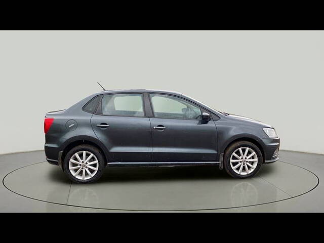 Used Volkswagen Ameo Highline Plus 1.0L (P) 16 Alloy in Rajkot